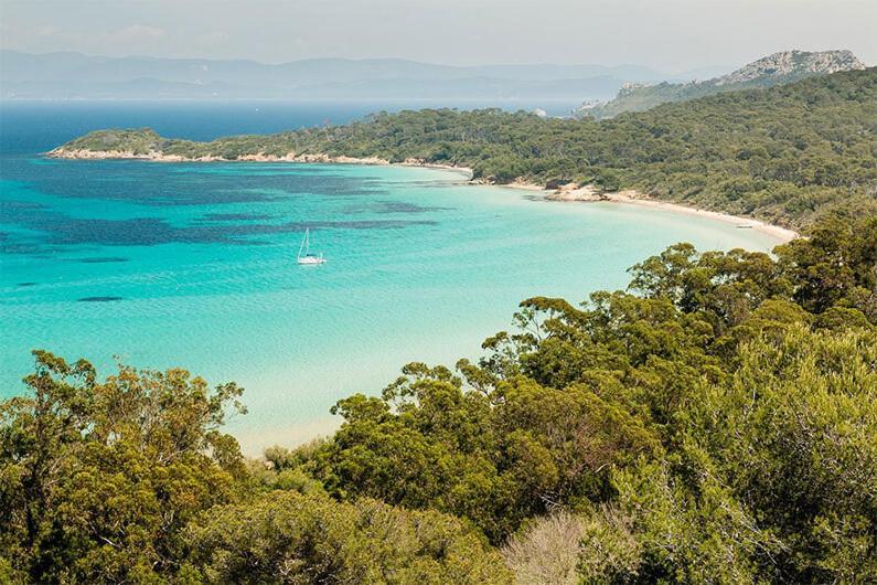 Souvenirs D'Hier Διαμέρισμα Ιέρ Εξωτερικό φωτογραφία